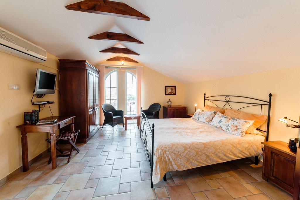 Damonte - Apartments And Rooms Budva Eksteriør billede