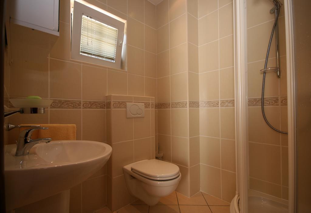Damonte - Apartments And Rooms Budva Eksteriør billede