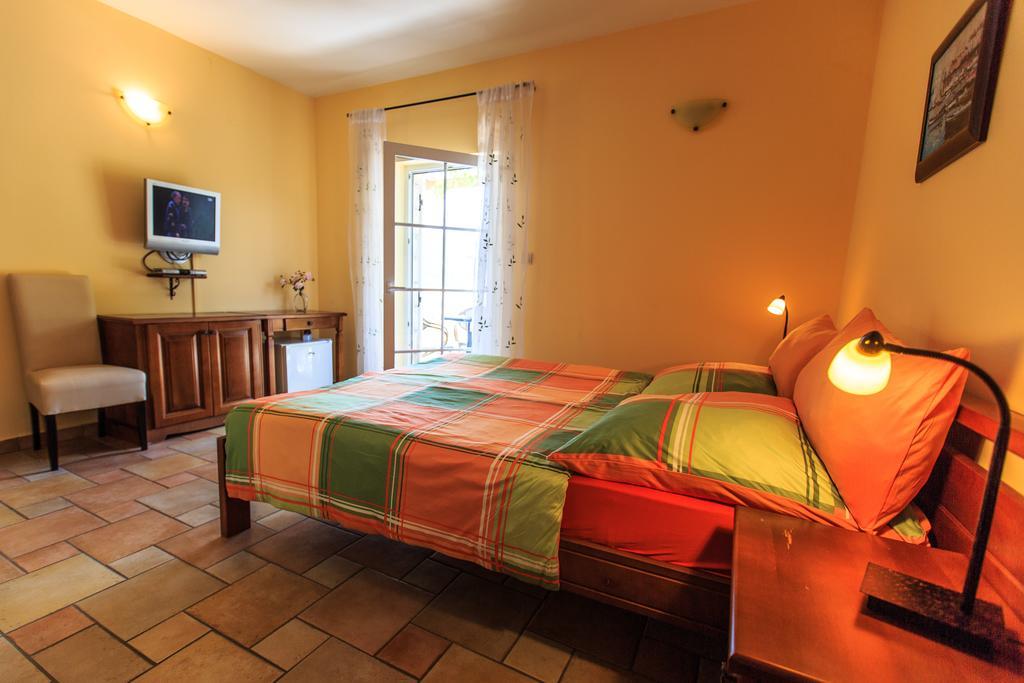 Damonte - Apartments And Rooms Budva Eksteriør billede